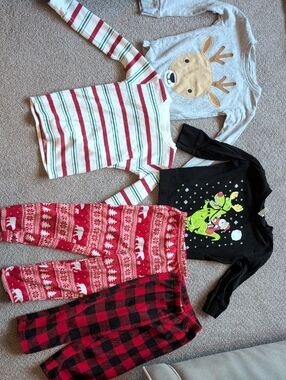 3T Carter's Holiday Kids Pajama Mix - Red, Black, Gray, Green